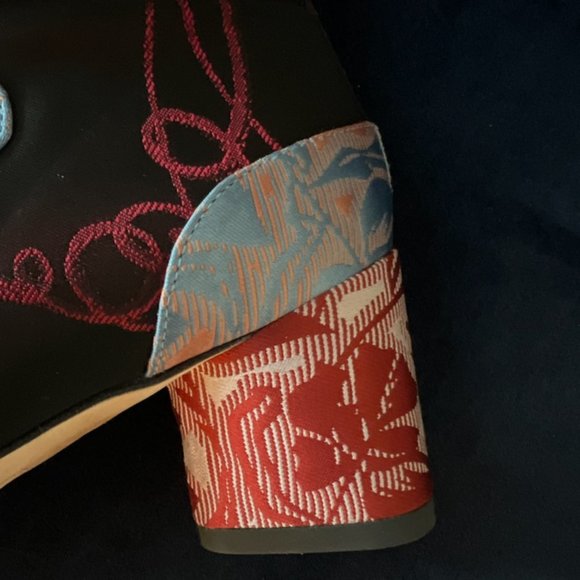 Authentic Dior Boots - Picture 6 of 9